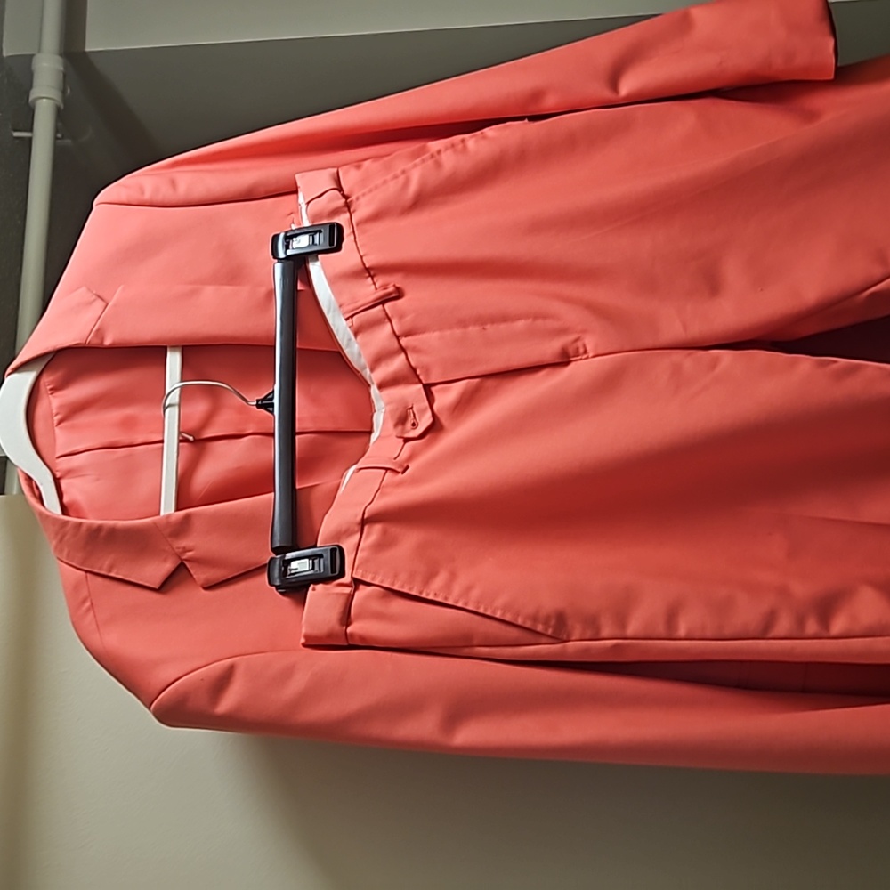 Suit - Picture 2 of 16
